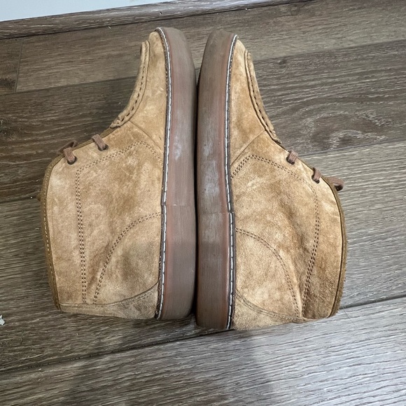 Men's Ugg Bayonne Chukka Boots - Picture 8 of 11